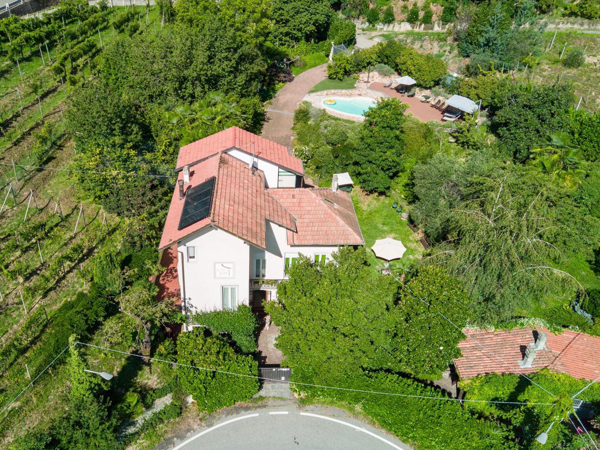 La Casa di Baba Bed & Breakfast Masserano Bagian luar foto