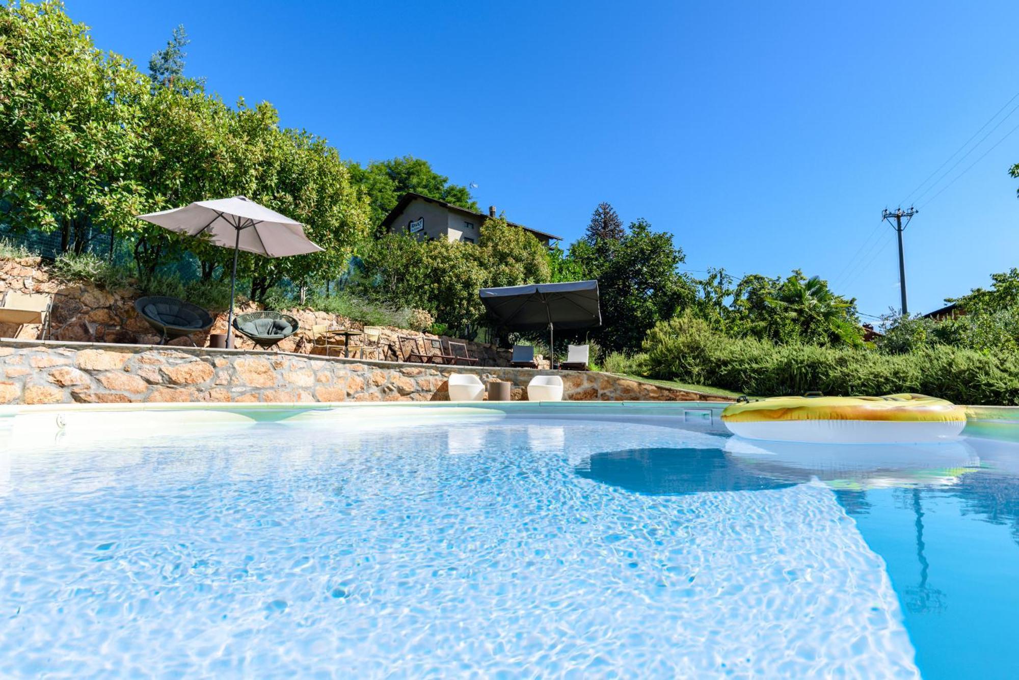 La Casa di Baba Bed & Breakfast Masserano Bagian luar foto